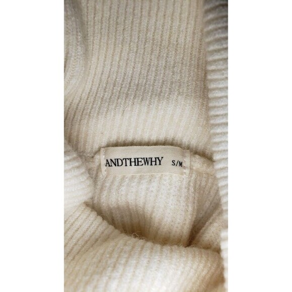 ANDTHEWHY Beige Turtleneck Sweater Size S/M; Dolman Sleeve; Stretch; Soft; Knit - Picture 3 of 15